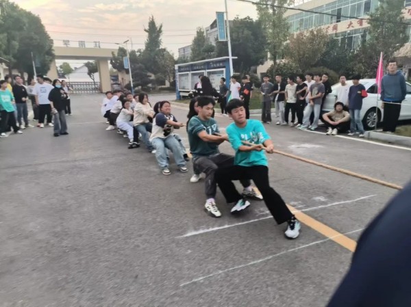 岳陽市江南通信職業(yè)技術(shù)學(xué)校有限公司,岳陽江南學(xué)校,岳陽江南通信學(xué)校,岳陽職業(yè)學(xué)校